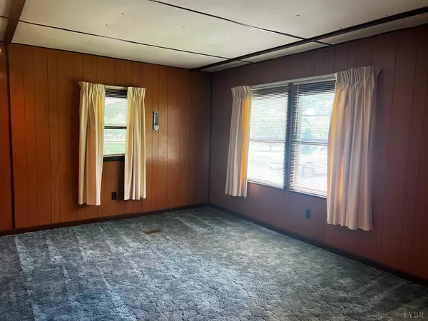 Big Island, VA 24526,1100 Rice LN