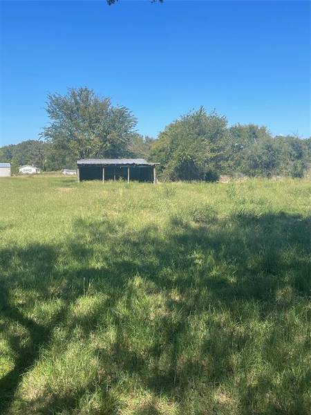 265 CR 45800 County Road, Blossom, TX 75416