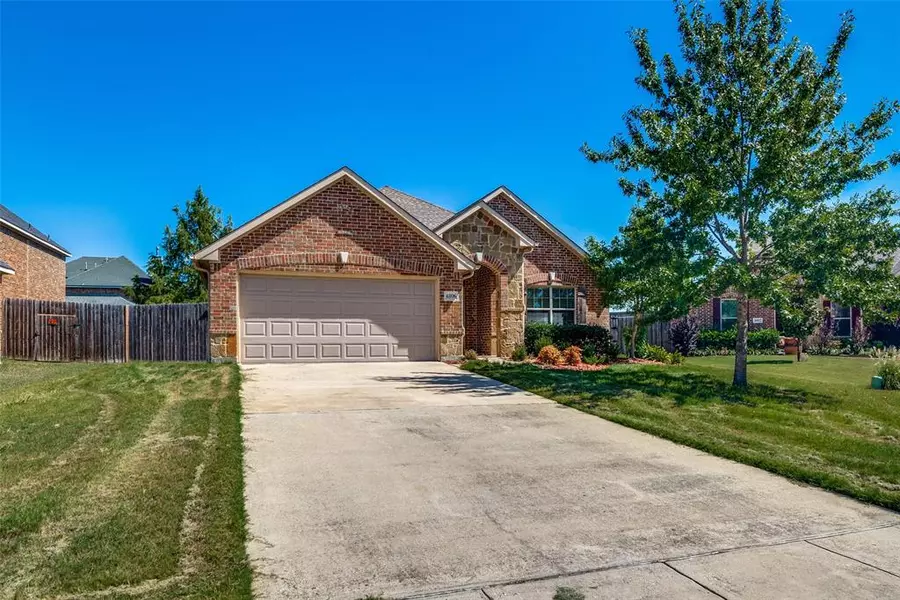 4806 Lindsey Drive, Rowlett, TX 75088