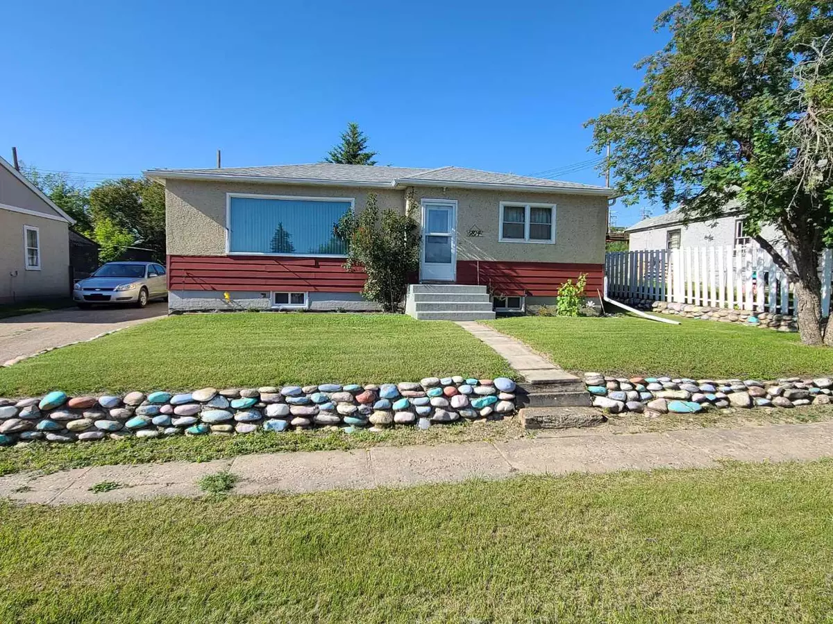 Peace River, AB T8S 1H7,9814 95 AVE