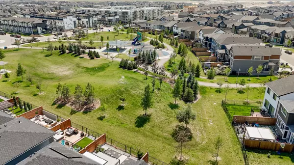 Calgary, AB T3M 2V3,52 Seton Rise Southeast