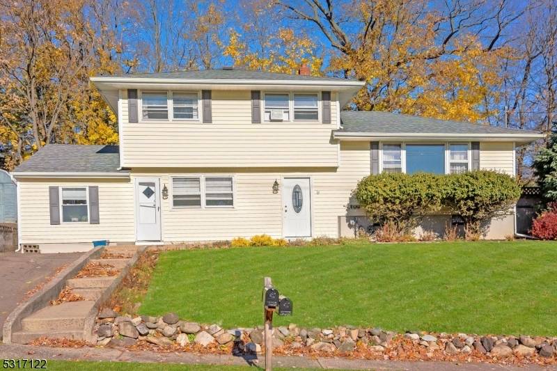 5 Missonellie Ct, Hawthorne Boro, NJ 07506