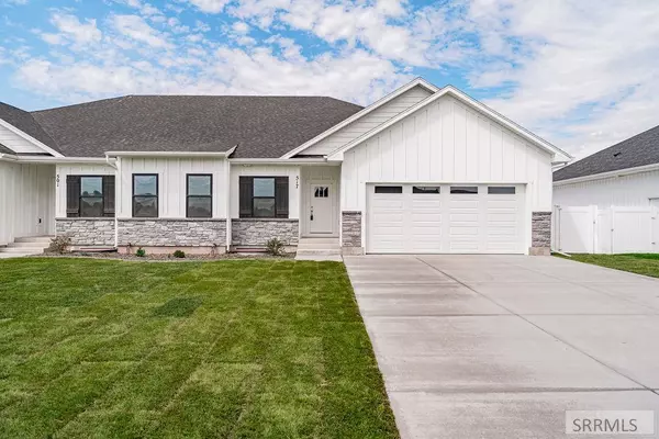 517 Silvermaple Dr, Ammon, ID 83401