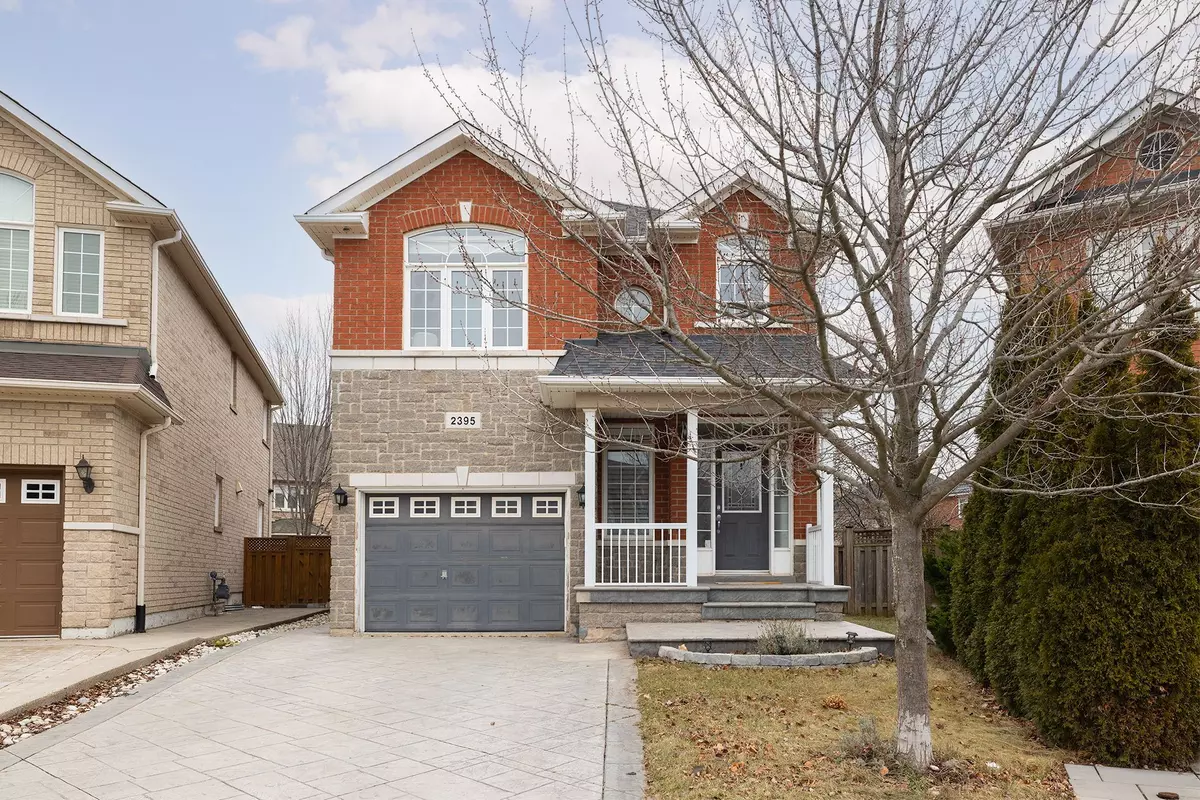 Oakville, ON L6H 7N5,2395 Hilda DR