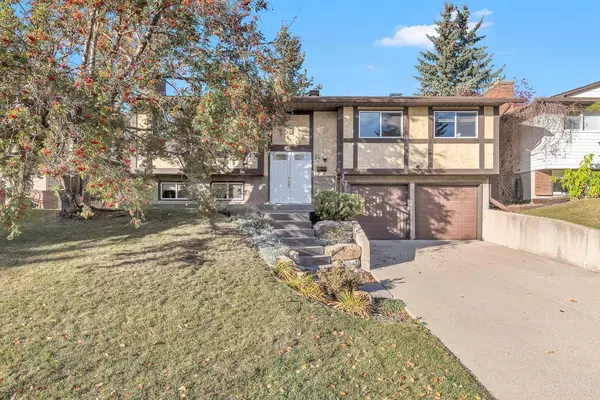 Calgary, AB T3B 4P7,36 Silver Ridge Rise NW