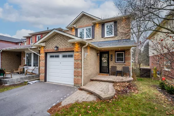 Whitby, ON L1N 7W6,759 Honey Tree CT