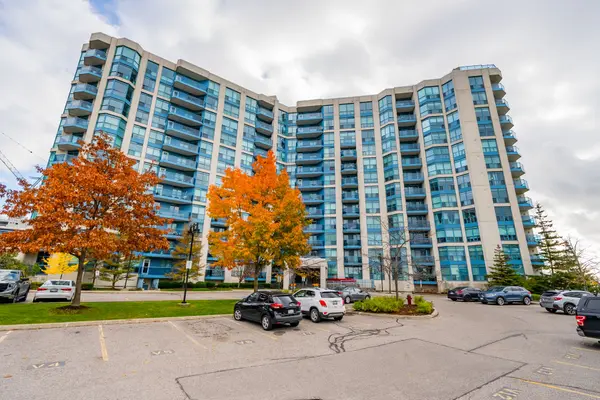 Whitby, ON L1N 9G1,340 Watson ST W #309