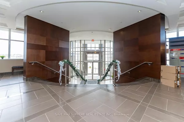 Oakville, ON L6H 0H1,2480 Prince Michael DR #524