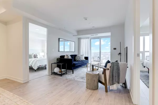 Toronto W04, ON M9N 0B6,10 Wilby CRES #902