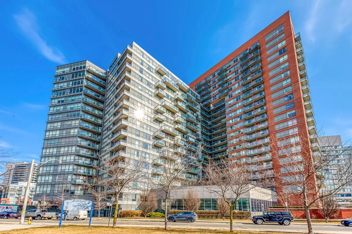 Toronto C01, ON M6K 0A5,38 Joe Shuster WAY #719