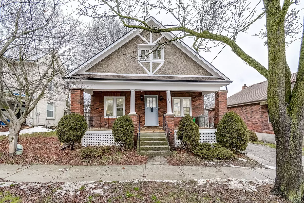 Brantford, ON N3S 3A1,64 Sarah ST