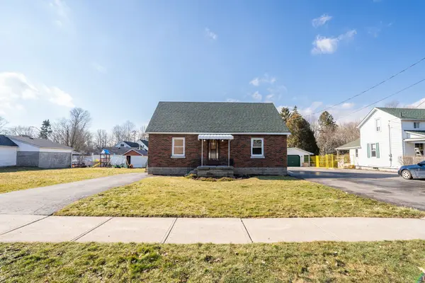 Whitby, ON L1M 1C5,24 Queen ST