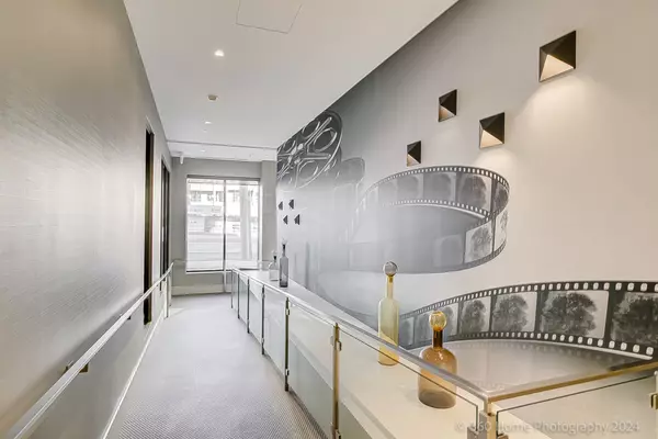 Oshawa, ON L1L 0R5,2550 Simcoe ST N #601