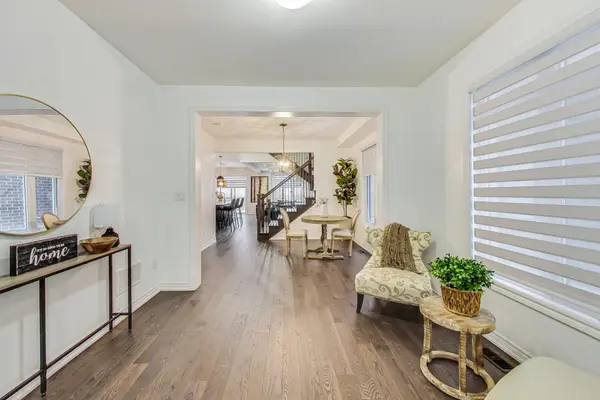 Whitby, ON L1P 0G5,7 Walter C. Nesbitt DR