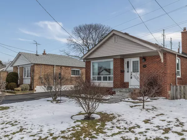 Toronto E04, ON M1R 1W9,86 Marble Arch CRES