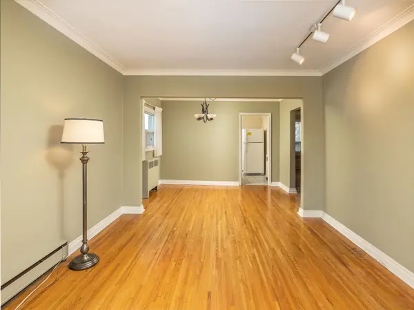 Toronto E04, ON M1R 1W9,86 Marble Arch CRES