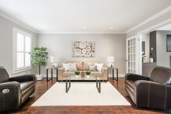 Aurora, ON L4G 5L1,45 Tannery Creek CRES