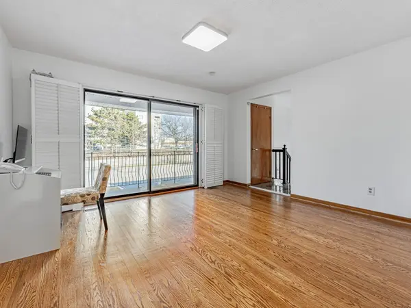 Toronto W05, ON M3L 2M5,51 Wedge CT