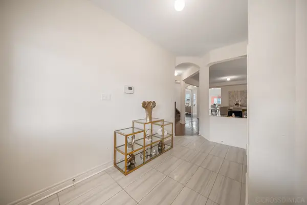 Milton, ON L9T 8V7,445 Downes Jackson HTS