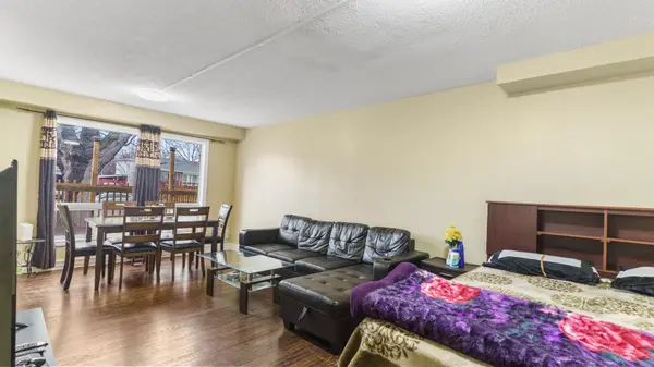 Brampton, ON L6V 1Y8,169 Archdekin DR