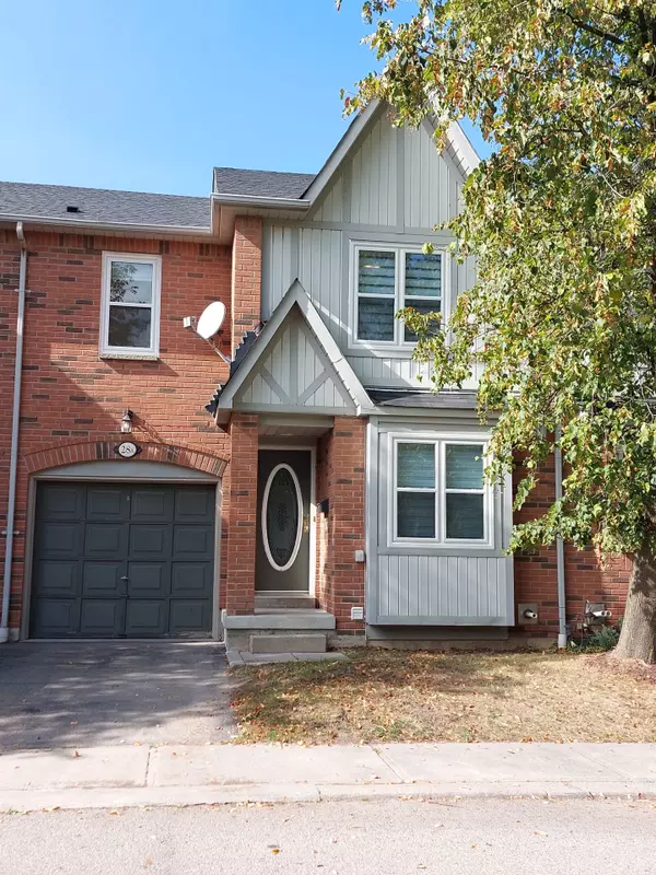 Peel, ON L5M 5W9,5940 Glen Erin DR #28A