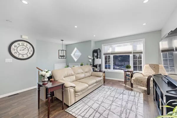 Belleville, ON K8P 5J5,11 Faraday GDNS