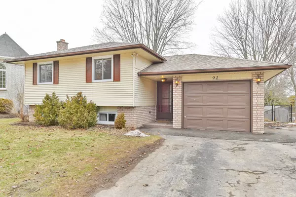 Belleville, ON K8P 2R2,92 Maple DR