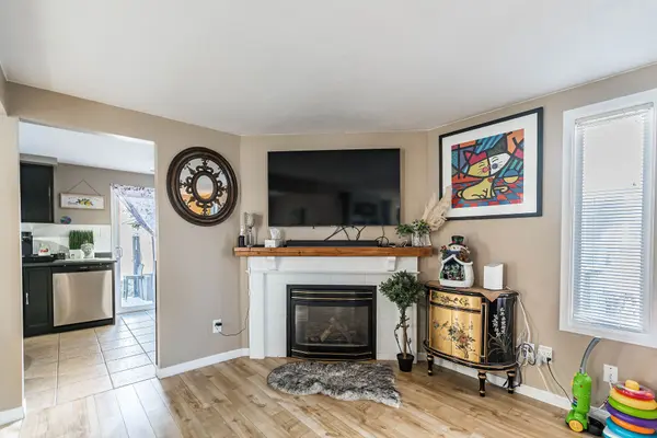 Kitchener, ON N2B 3T8,90 Brembel ST E