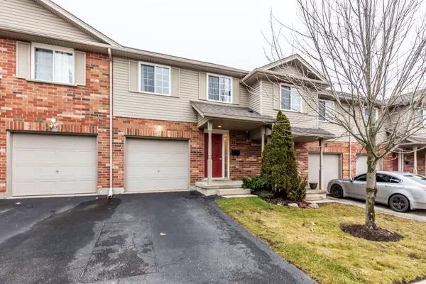 Kitchener, ON N2A 4J5,30 Bryan CT #13