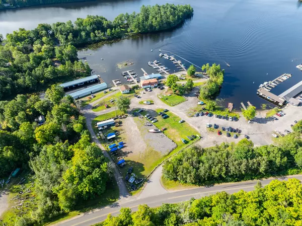 The Archipelago, ON P0C 1H0,317 Healey Lake RD