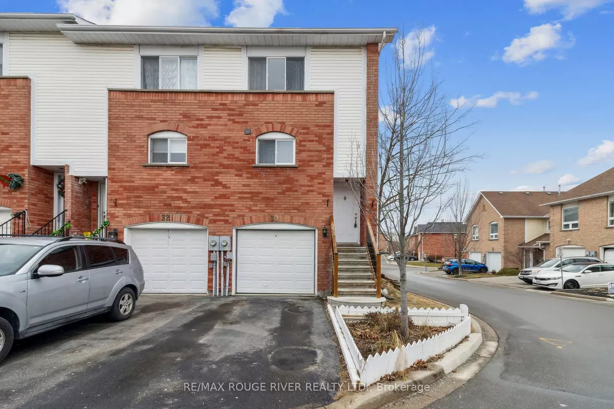 Newmarket, ON L3Y 8L7,30 William Curtis CIR