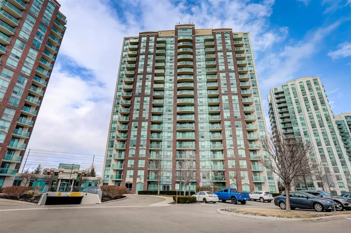 Mississauga, ON L5M 7R9,4889 Kimbermount AVE #311