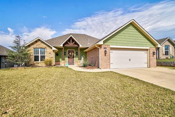 1128 Adeline Drive, Shawnee, OK 74804