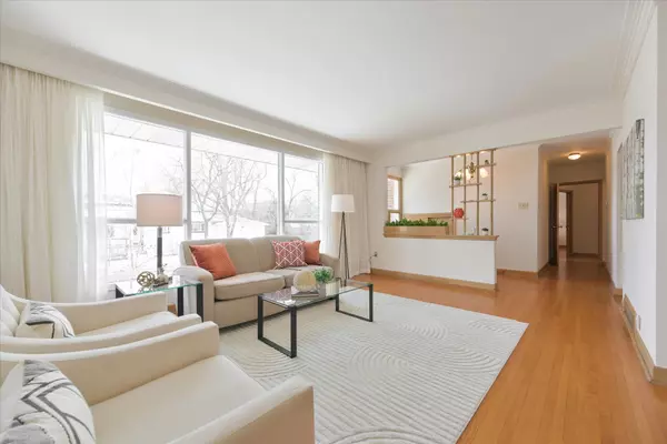 Toronto C07, ON M2R 2N1,393 Patricia AVE