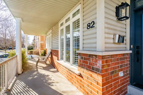 Toronto E02, ON M4E 3W8,82 Whistle Post ST