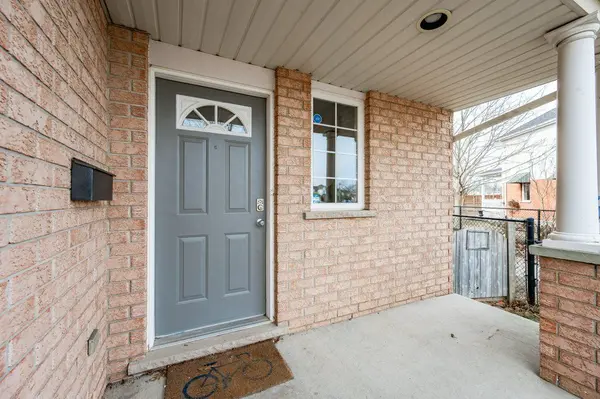 Waterloo, ON N2K 3Y5,531 Windjammer WAY