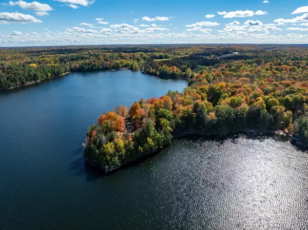 Rideau Lakes, ON K0H 1T0,200 Sugar Bush LN