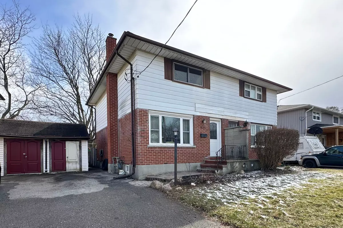 Oshawa, ON L1H 1R9,633 Devon AVE