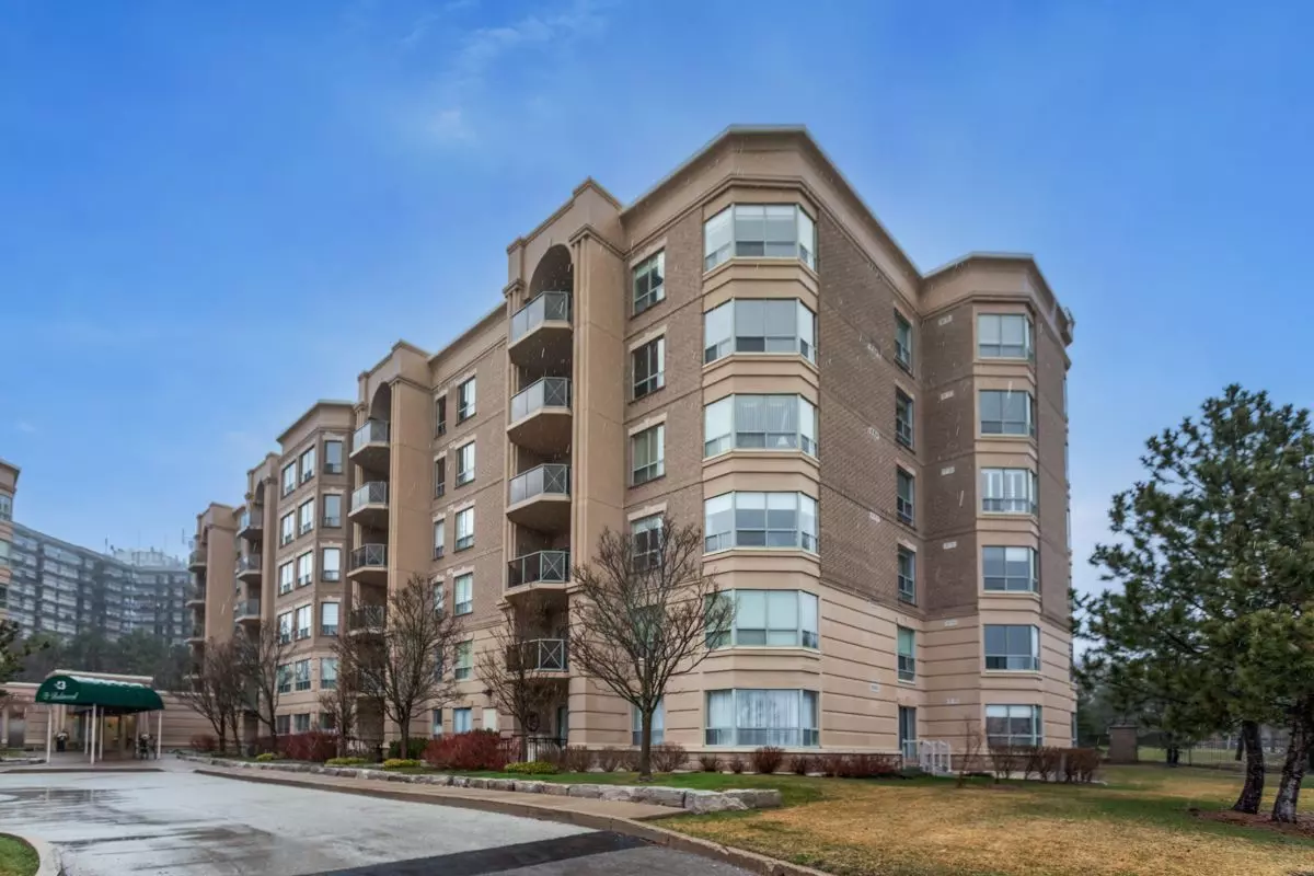 Burlington, ON L7P 5B8,2075 Amherst Heights DR #115