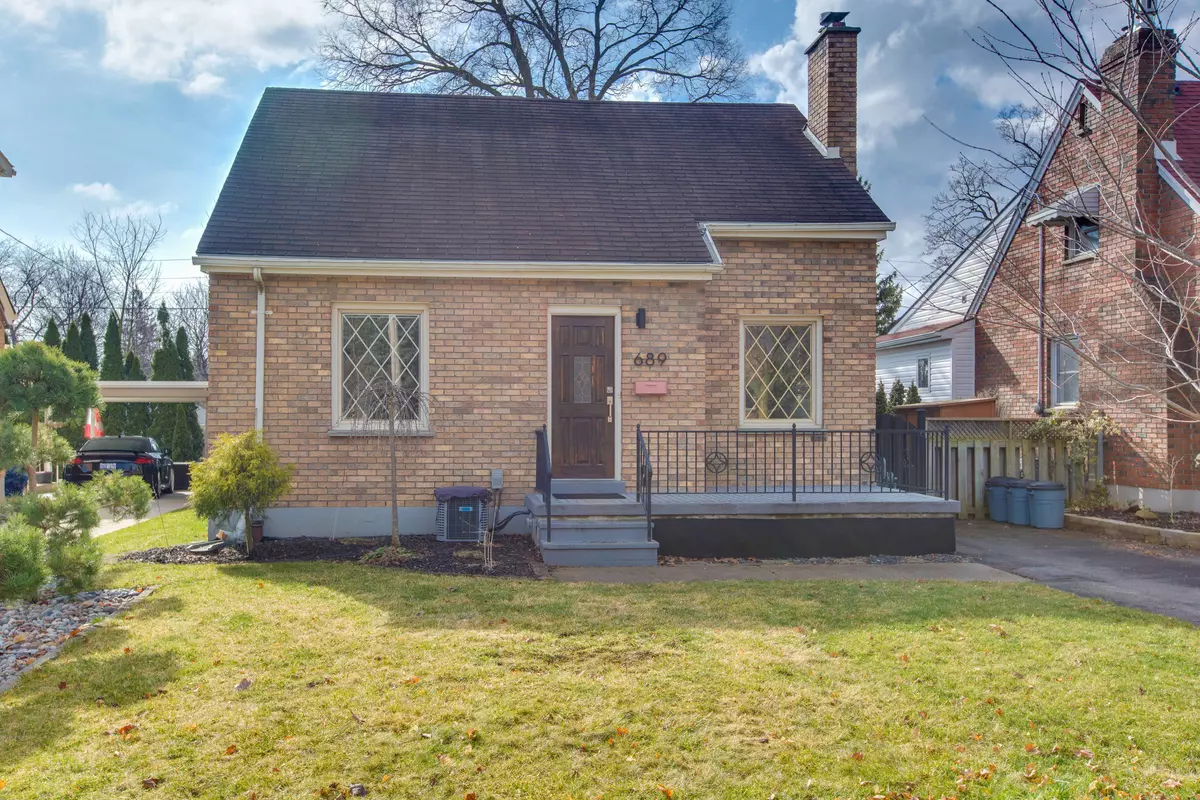 London, ON N5Y 3Z3,689 Strathmeyer ST