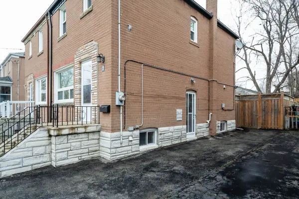 Toronto E04, ON M1K 1T3,7 Rupert ST