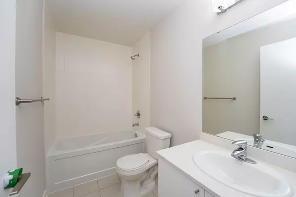 Mississauga, ON L5B 4M6,3985 Grand Park DR #1912