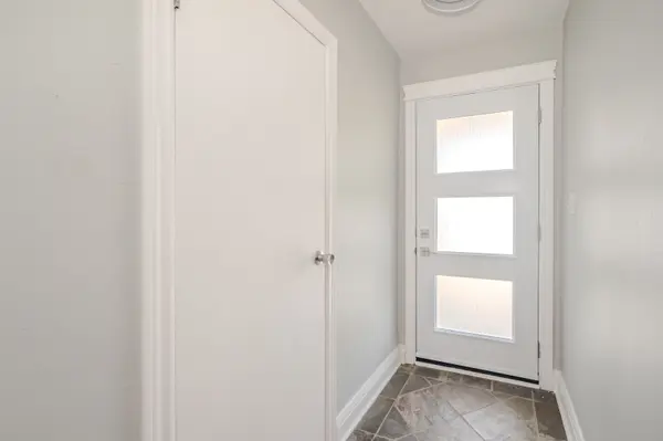 Burlington, ON L7S 1K6,1322 Richmond RD