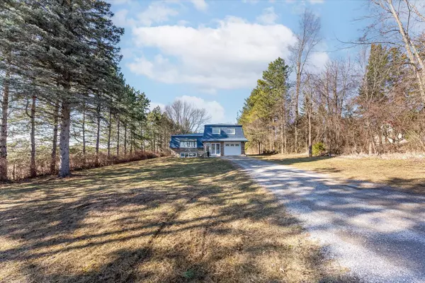 Smith-ennismore-lakefield, ON K9J 6X4,36 Lily Lake RD