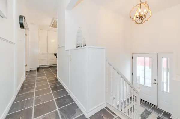 Cambridge, ON N3H 3E7,819 Hamilton ST