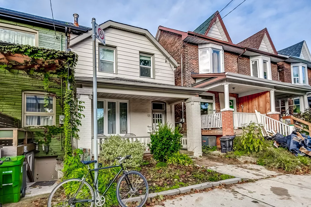 Toronto, ON M6K 1P9,55 Delaney CRES