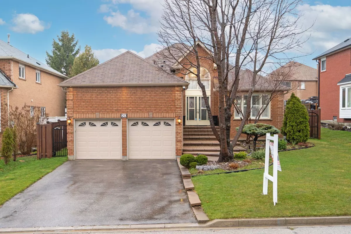 Whitby, ON L1R 2E4,20 Dewbourne PL