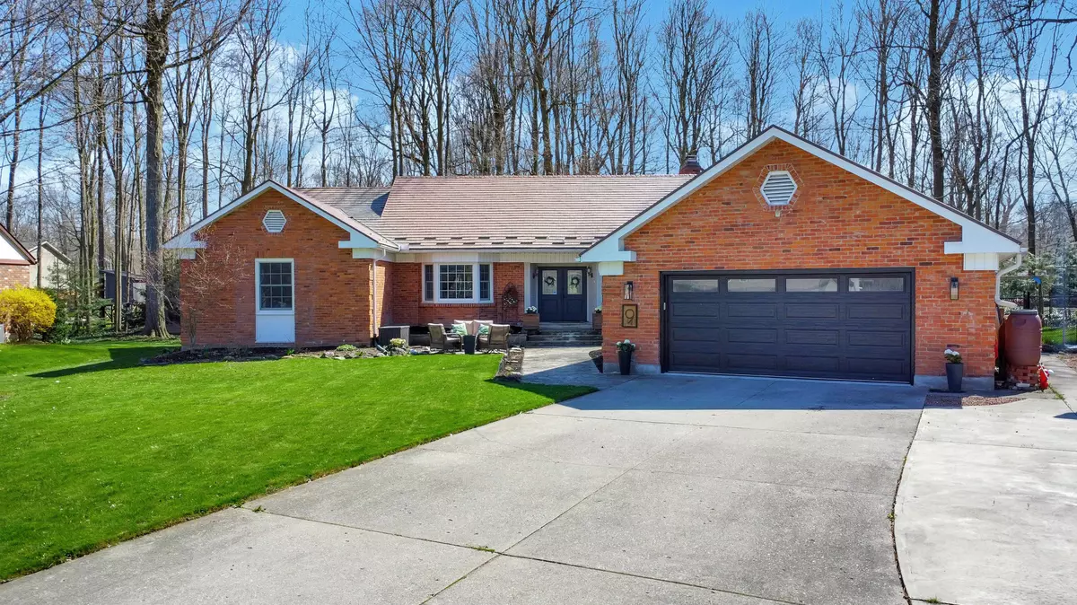 Woolwich, ON N3B 1A2,9 Purple Martin CT