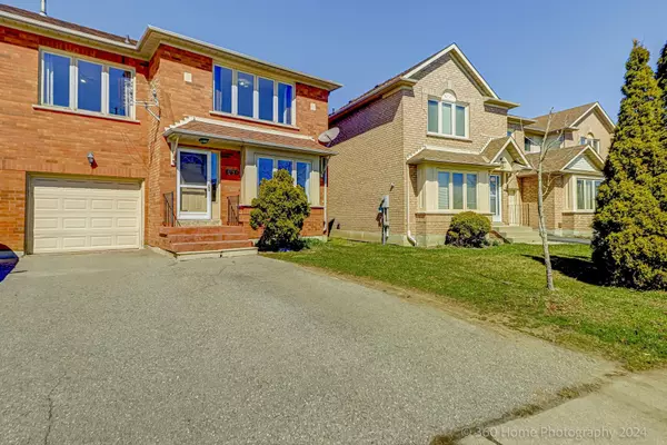 Pickering, ON L1V 6W6,1560 Arcadia SQ