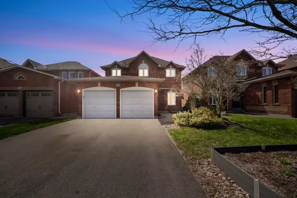 Newmarket, ON L3Y 8R4,834 Surin CT